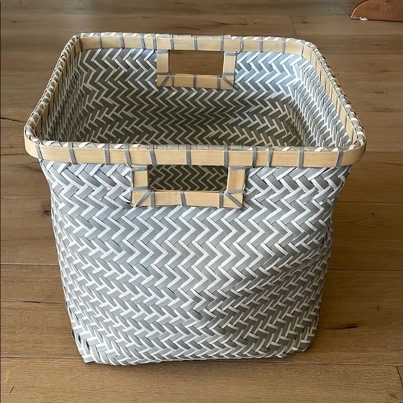 Room Essentials | Gray Chevron Woven Cube Storage Bin - Picture 2 of 6